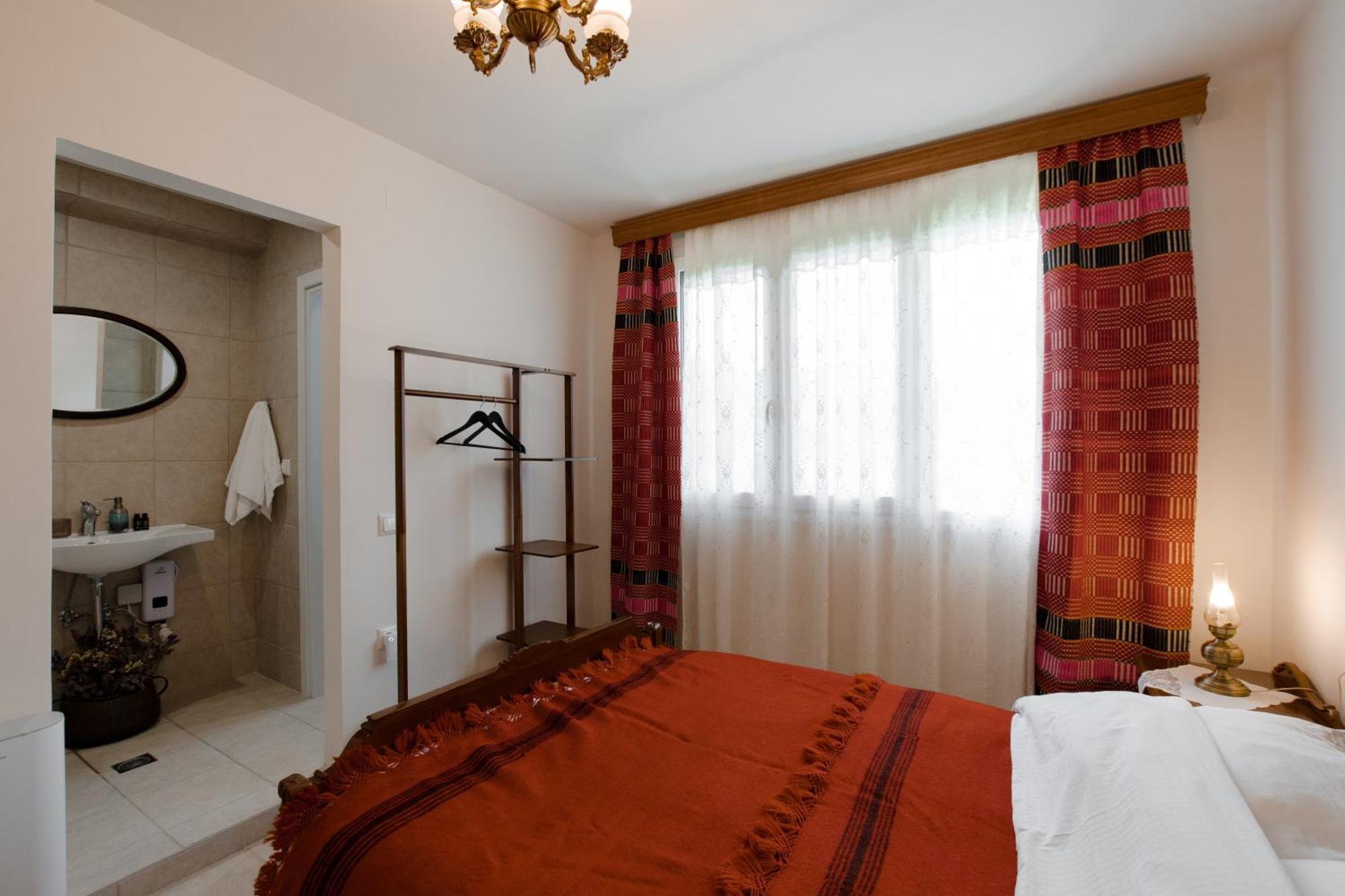 Prasini Folia - Studio Mesili Apartment อาโนเยีย ภายนอก รูปภาพ